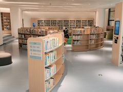 -广州市白云区图书馆