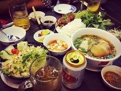 -Cuc Gach Quan Restaurant