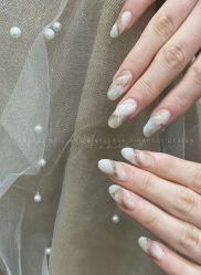-花岐款式专研健康美甲沙龙