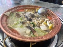 -阿婆情腊排骨火锅(金虹路店)