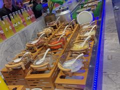 -爱有声毛肚串串火锅自助(龙之梦大都汇店)