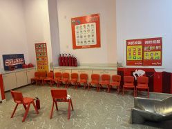 -成都星期8小镇(江宁南路店)