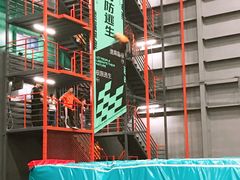 -极限PLAY运动娱乐新世界·团建派对表演休闲馆·室内高空游乐园