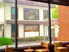 大堂-星巴克(美丽华花园店)