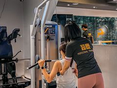 -超鹿运动(达信大厦店)