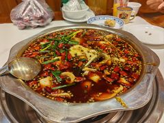 -乡土特色.冷锅鱼.牦牛肉汤锅