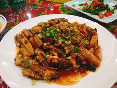 -闯关东东北农家菜(崂山石老人店)