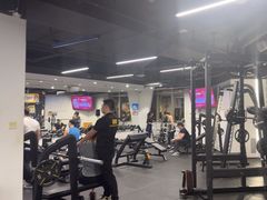 -超鹿运动(达信大厦店)