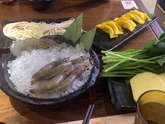 -呷哺呷哺 小火锅 (浦东新欧尚超市店)