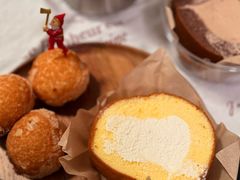 -鲍师傅糕点(淮海中路店)