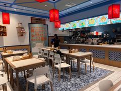 -大食代美食广场(上海中心店)