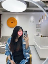 -DO A HAIRSTYLE