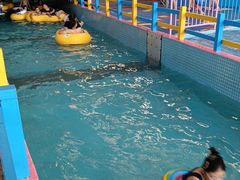 -兴芮温泉度假区