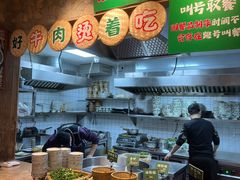 -云阿蛮云南生烫牛肉米线(奉贤路店)