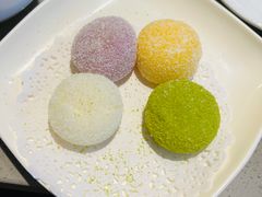 -海底捞火锅(曹安公路店)