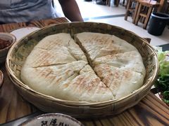 -阿婆情腊排骨火锅(金虹路店)