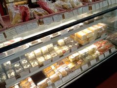 -红宝石·鲜奶小方(曲阳店)