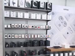 -Apple零售店(华贸购物中心店)