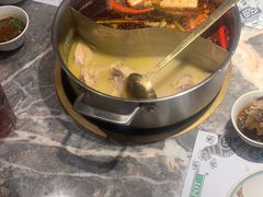 -禄婶鸡煲·打边炉