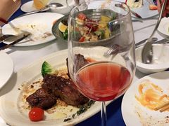 -马克西姆俄罗斯餐厅(通亚街店)