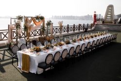 -花轿喜屋婚礼策划