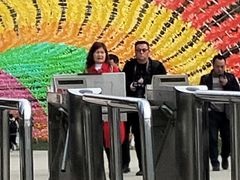 -秀丽东方