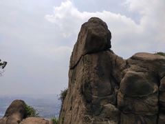 -灵岩山风景区