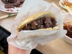 -闫家驴肉老店(华电一校店)