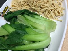-灵芝妹子海鲜米线(劳动公园店)