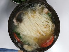 三鲜细米线-贵州沾水米线(学田湾店)