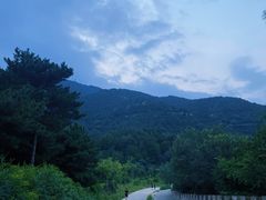 -鬼笑石后山停车场