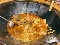 -咱屯子铁锅炖直营店(保利店)