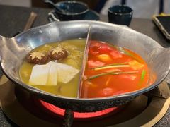 台式麻辣花胶鸡鸳鸯锅-湊湊火锅·茶憩(世博大道店)