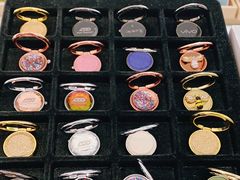 -爱畅享华为苹果手机维修服务(虹口龙之梦店)