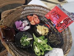 -刘姐啤酒鱼民族演艺餐厅(西街总店)