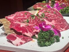 -喜牛烧肉酒场·黑金店(威高广场店)