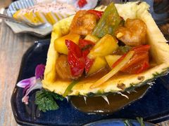 泰式菠萝酸甜虾球-Hi YOU你的饭局泰餐厅(雍和宫店)