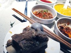 -海底捞火锅鲜切牛肉主题店(长寿路店)