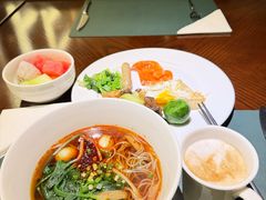 -上海中航虹桥机场泊悦酒店