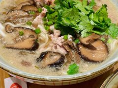 野生菌肉片面-初见小面(上沙店)