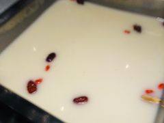 -尚尚仙·酸汤猪手·猪肚鸡火锅(华联万柳购物中心店)