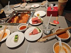 -海底捞火锅(中州万达店)