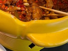 -多嘴超级肉蟹煲(杉杉国潮主题店)