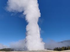 -老忠实间歇泉