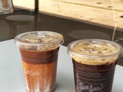 冰拿铁-Seesaw Coffee(上生新所店)