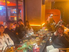 -何师烧烤Pro ·江湖川菜·小龙虾·精酿(太古里旗舰店)