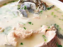 -美顺香食府鱼头老店(雪野湖店)