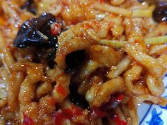 鱼香肉丝-生活本该如此北京小馆(周庄嘉园店)