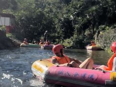 -仙人谷漂流景区