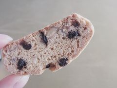 脆饼-UNI UNI(环亚凯瑟琳店)